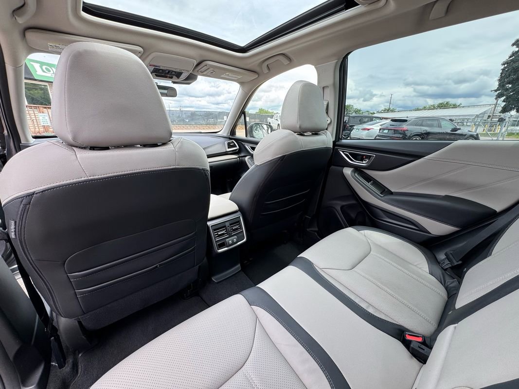 Used 2023 Subaru Forester Limited image 28