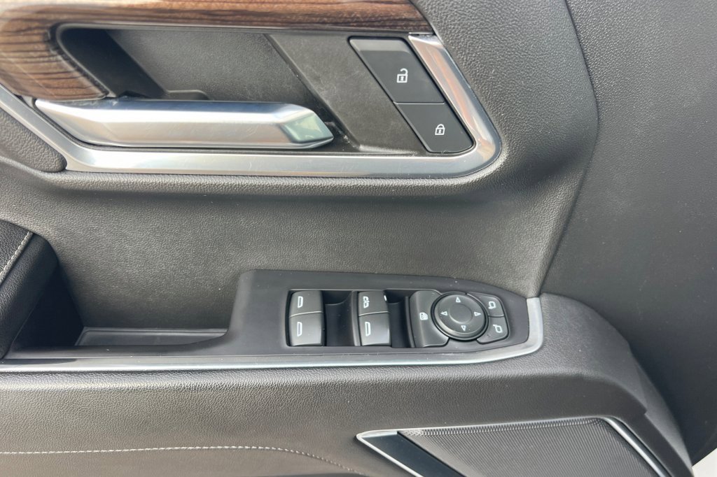 Used 2022 Chevrolet Silverado 1500 LT Trail Boss image 8