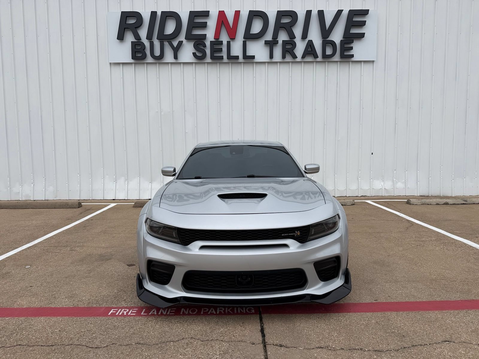 Used 2022 Dodge Charger Scat Pack RWD image 9
