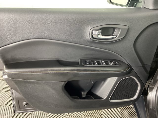 Used 2019 Jeep Compass Sport AWD/4WD image 14