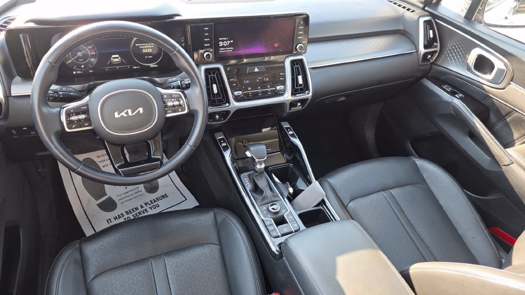 Used 2023 Kia Sorento SX AWD/4WD image 26