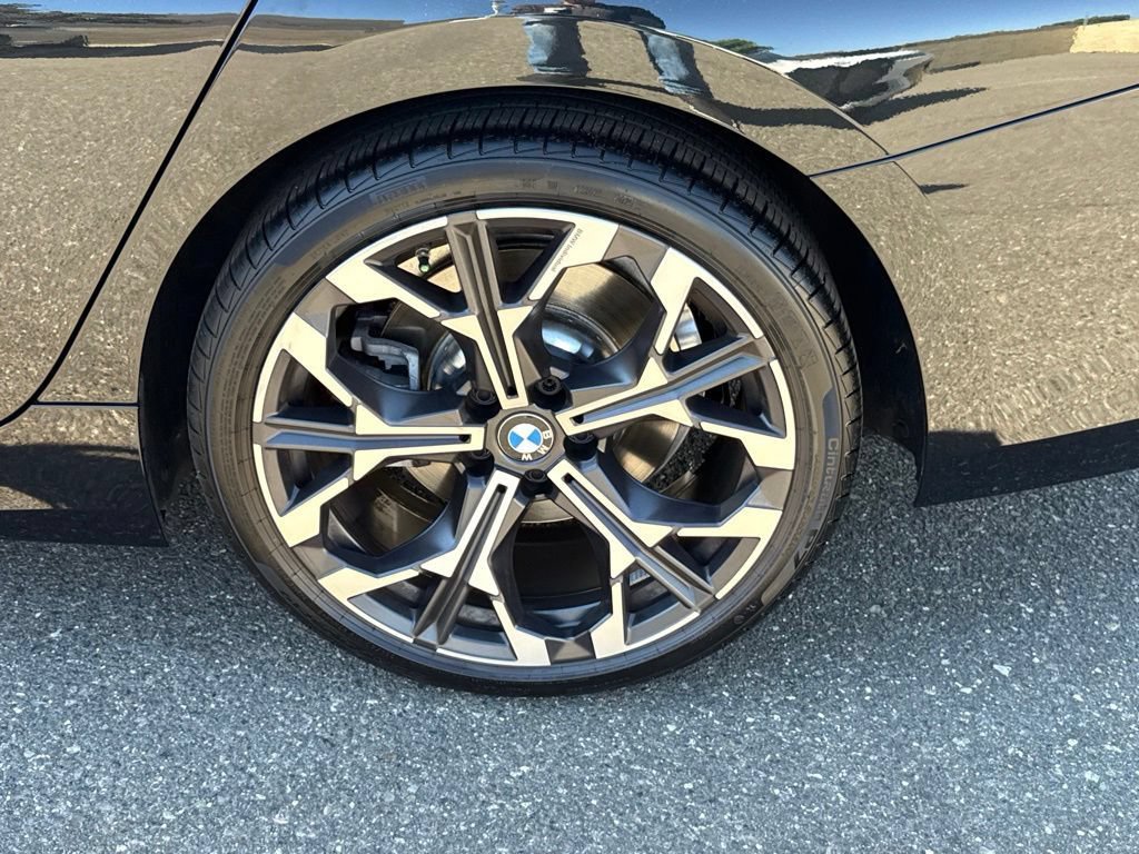 Used 2026 BMW 330i Sedan w/ Premium Package RWD image 13