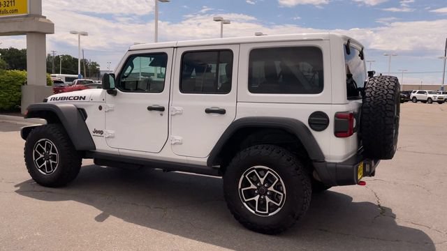 Used 2026 Jeep Wrangler Unlimited Rubicon AWD/4WD image 7