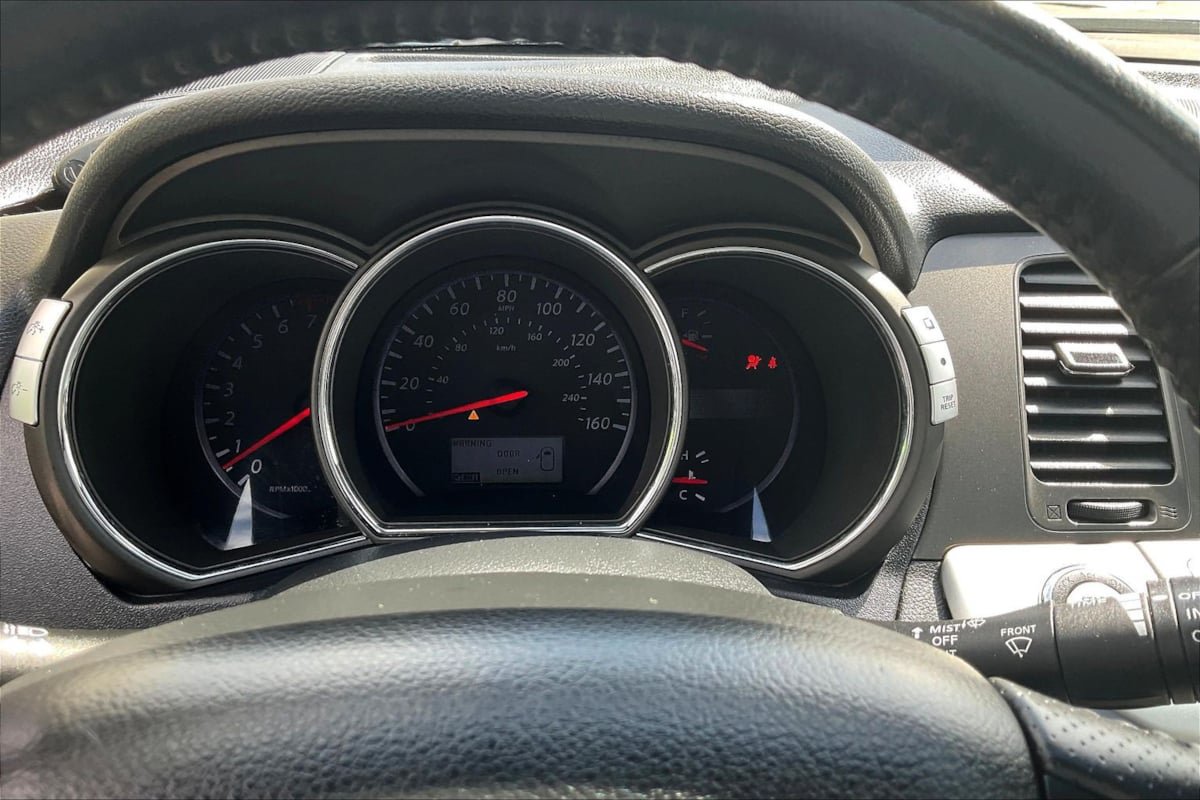 Used 2012 Nissan Murano SV AWD/4WD image 13