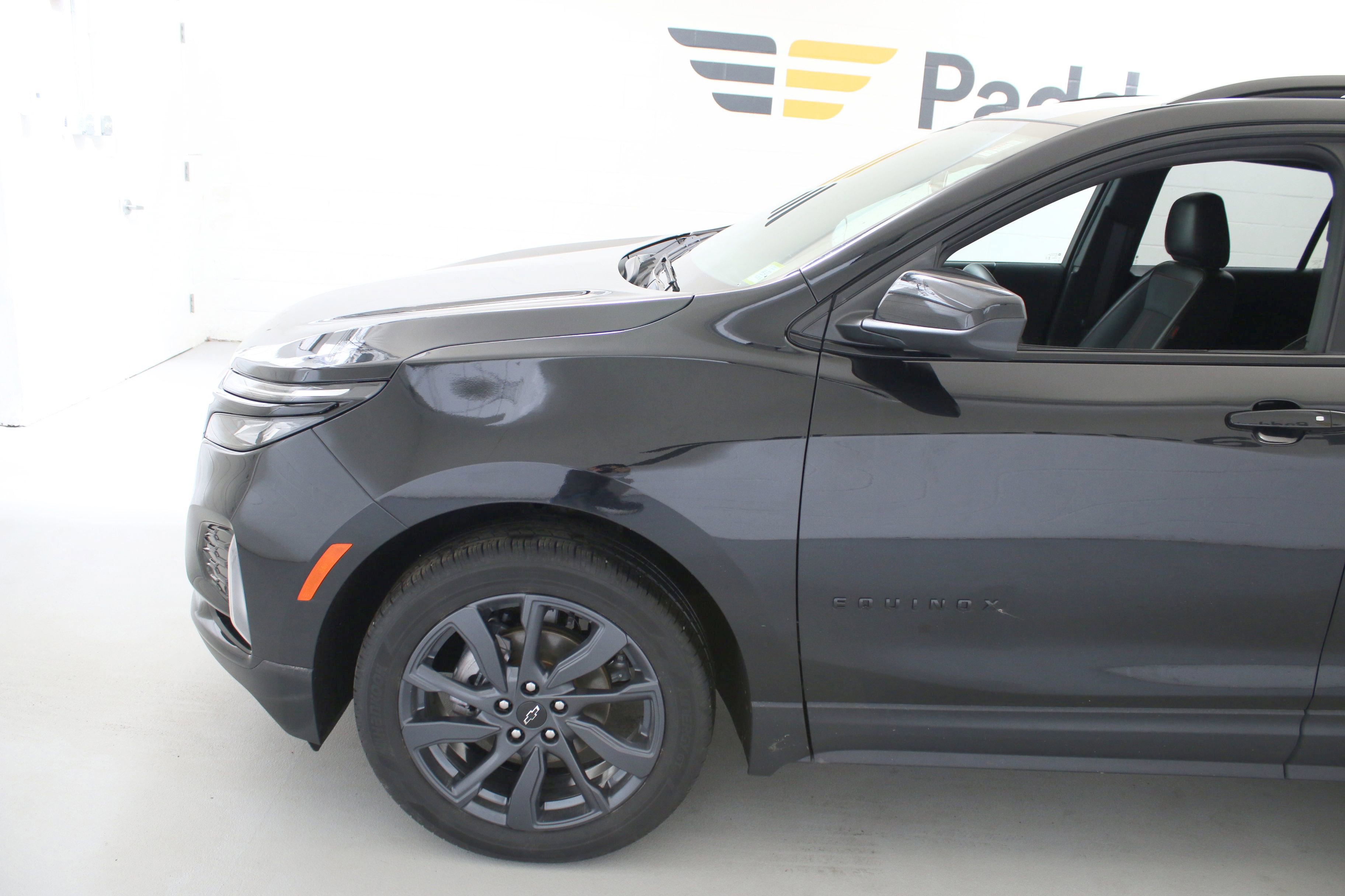 Used 2024 Chevrolet Equinox RS w/ LPO, Floor Liner Package FWD image 4