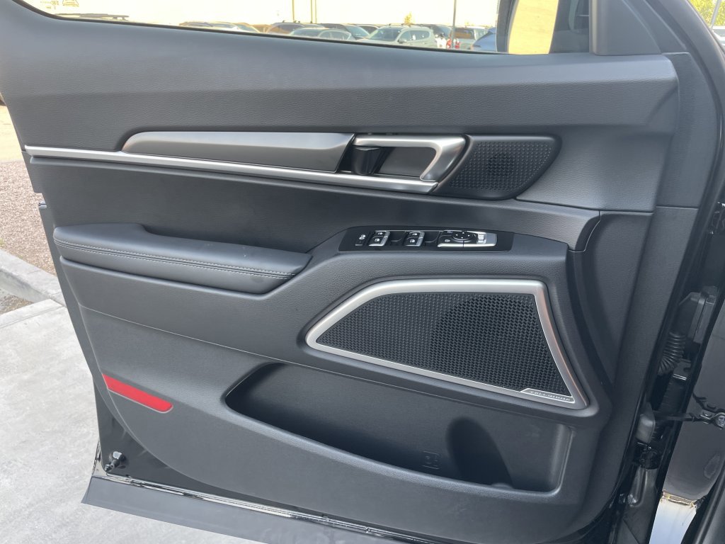 Used 2024 Kia Telluride S w/ S Sunroof Package image 24