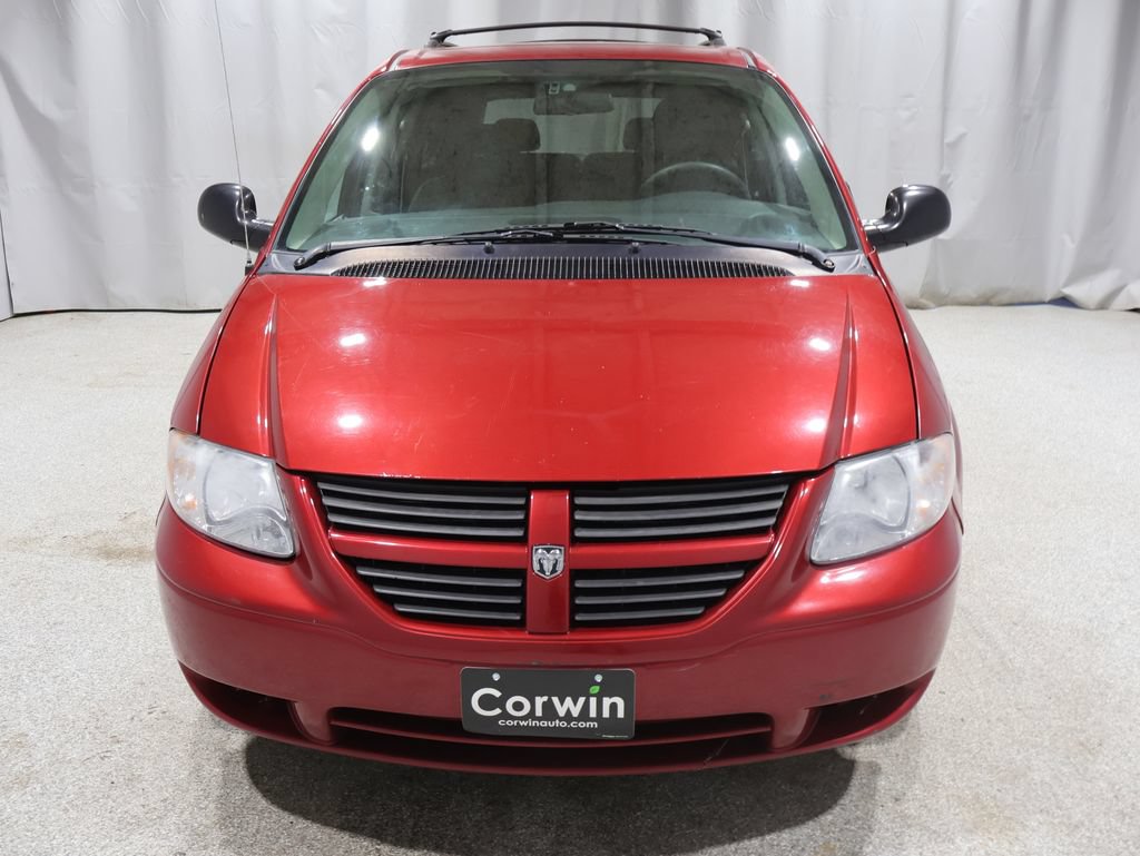 Used 2006 Dodge Caravan SXT w/ Popular Equipment Group I FWD image 8