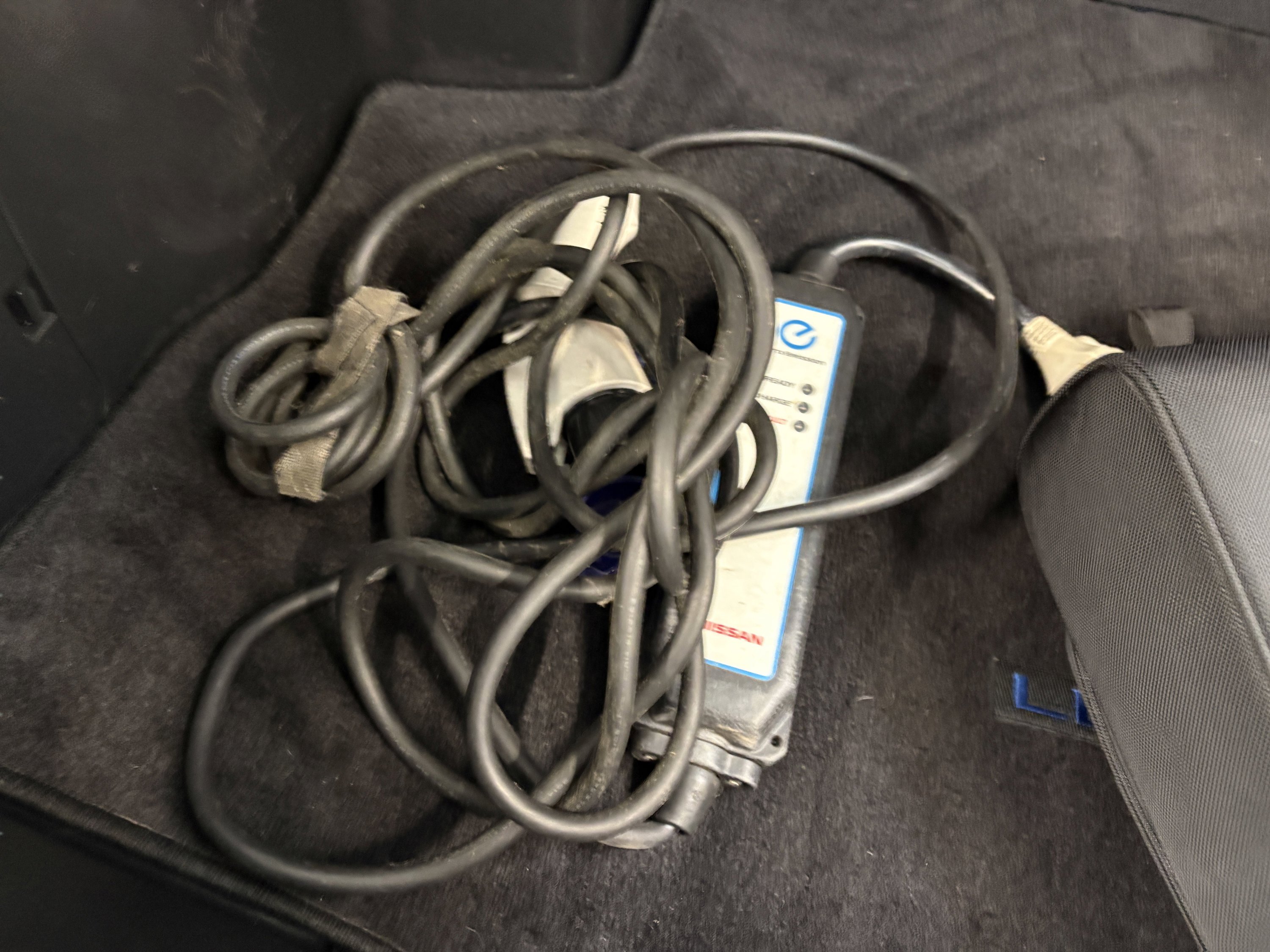 Used 2015 Nissan Leaf S w/ Charge Package image 10