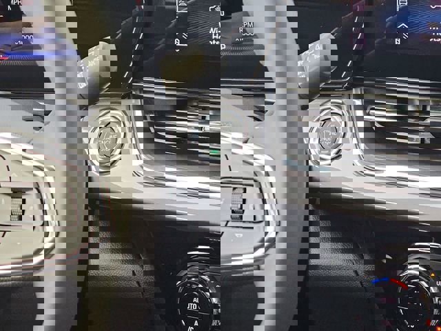 New 2026 Chevrolet Trax ACTIV w/ Driver Confidence Package image 17