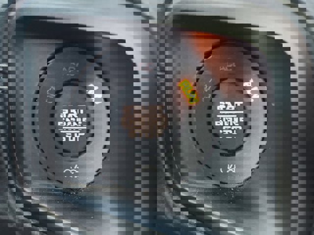 Used 2024 Jeep Wrangler Unlimited Sahara image 25