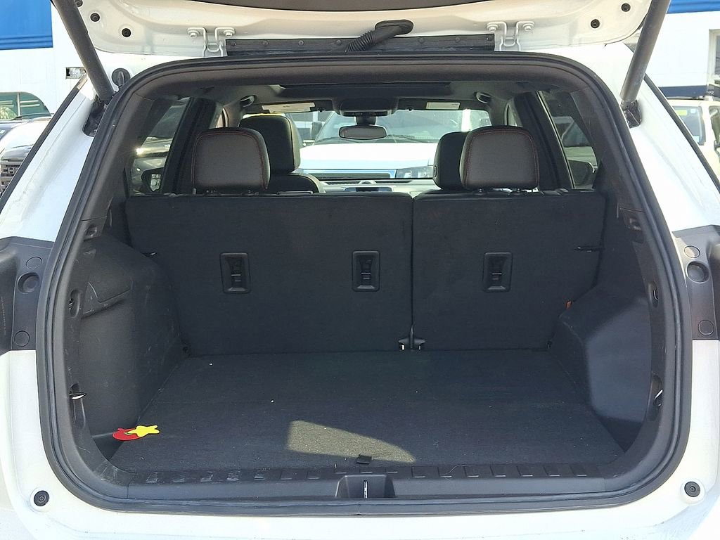Used 2024 Chevrolet Equinox RS w/ RS Leather Package image 35