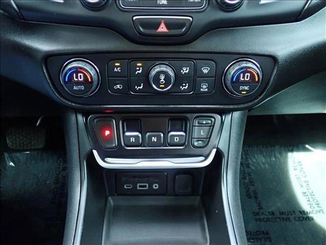 Used 2018 GMC Terrain Denali w/ Advanced Safety Package AWD/4WD image 21