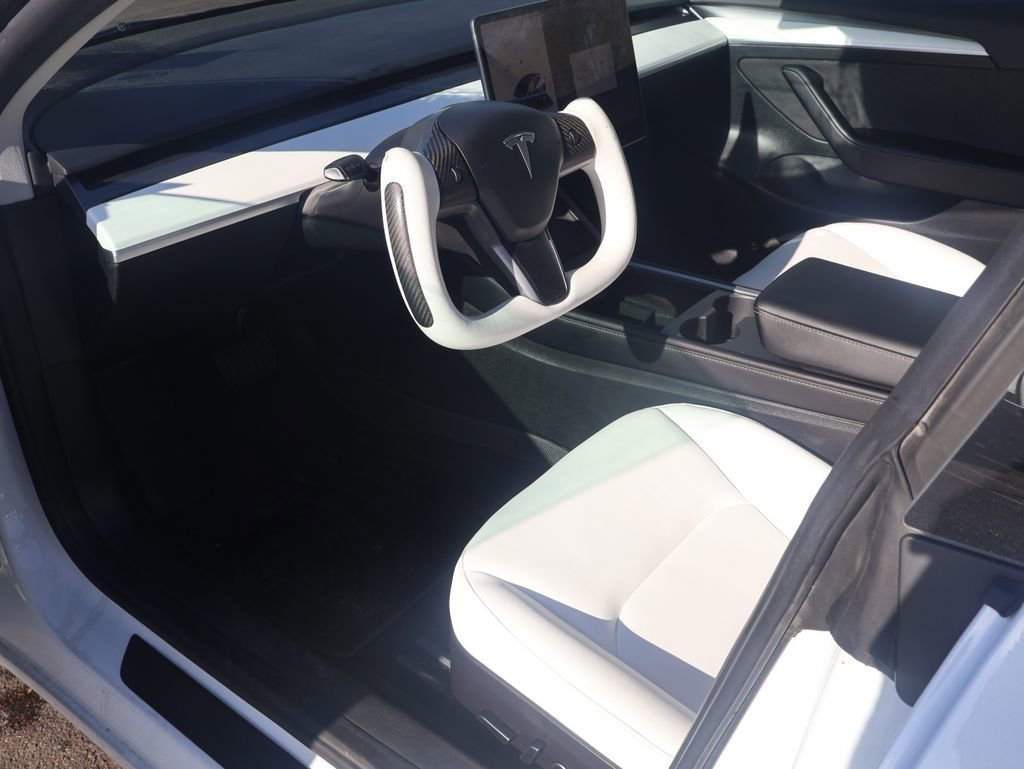Used 2022 Tesla Model 3 image 4
