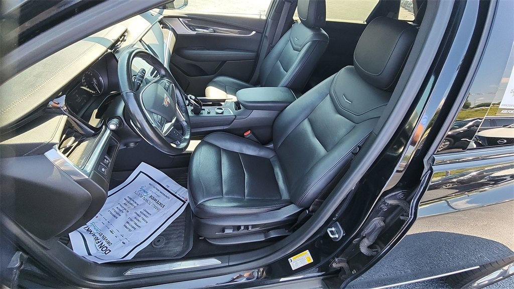 Used 2021 Cadillac XT5 Sportv image 11