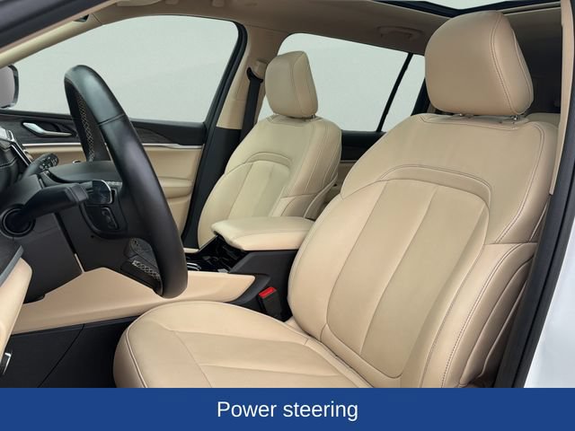 Used 2022 Jeep Grand Cherokee L Limited AWD/4WD image 16