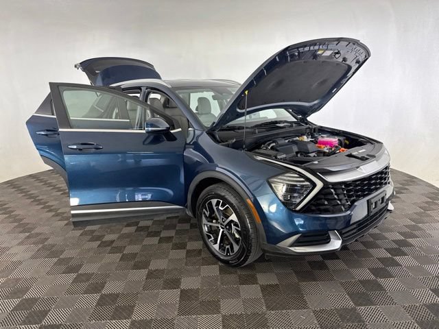 Used 2024 Kia Sportage EX AWD/4WD image 14