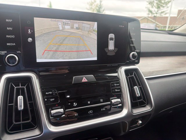 Used 2023 Kia Sorento S w/ Panoramic Sunroof Package AWD/4WD image 37