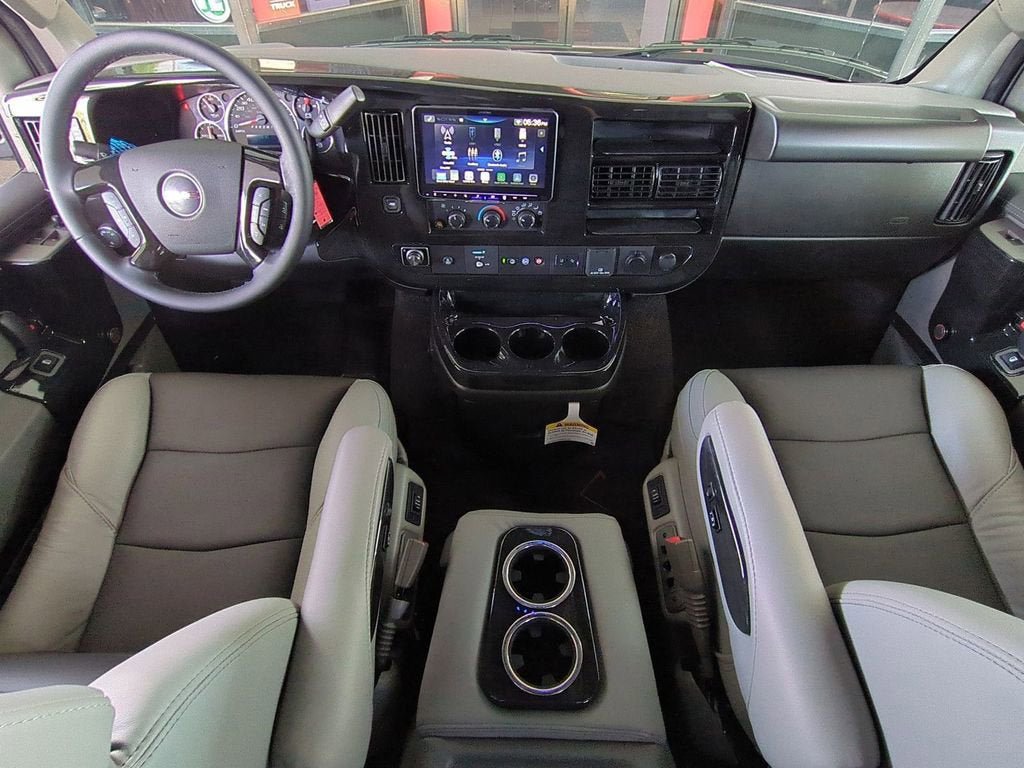 New 2025 GMC Savana 2500 Extended w/ Driver Convenience Package RWD image 20