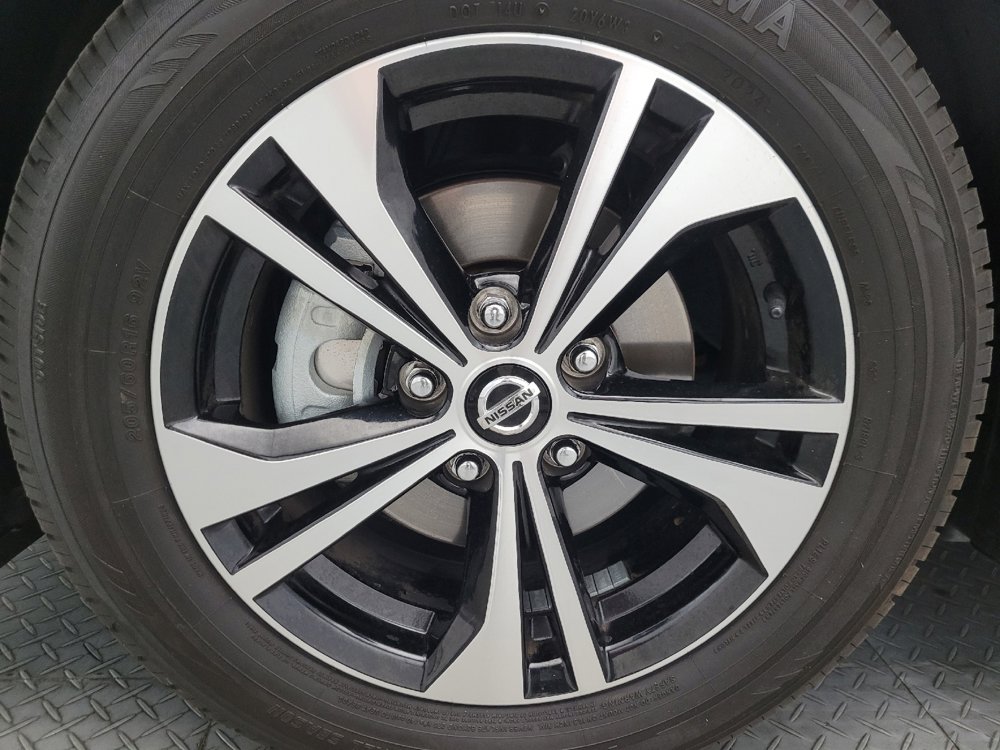 Used 2022 Nissan Sentra SV w/ Trunk Package FWD image 31
