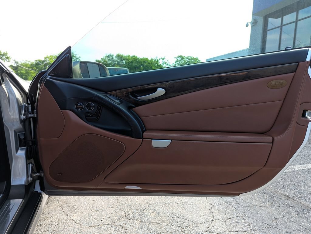 Used 2007 Mercedes-Benz SL 550 image 27