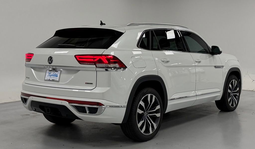 Used 2022 Volkswagen Atlas Cross Sport SEL Premium R-Line w/ Cross Sport MDO Package image 4