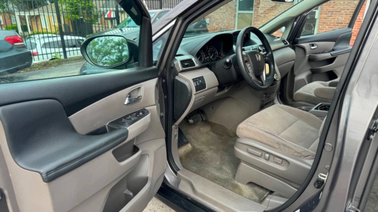 Used 2016 Honda Odyssey SE image 13