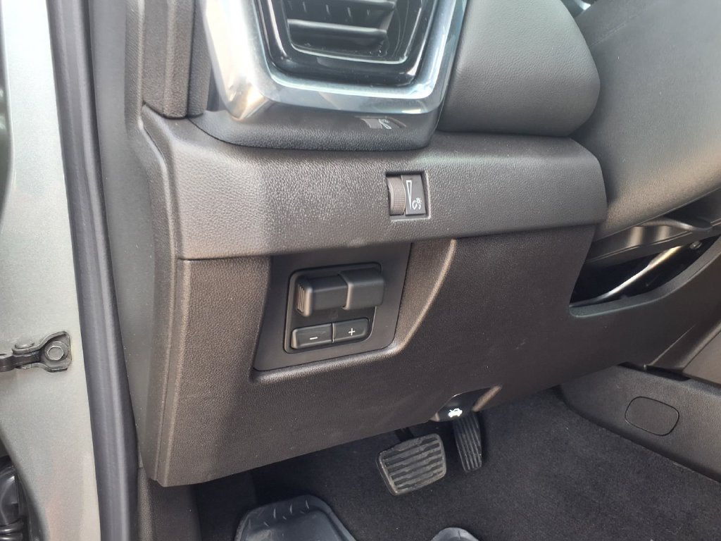 New 2026 GMC Canyon Elevation w/ Convenience Package RWD image 11