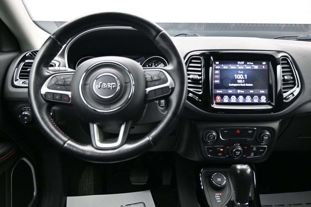 Used 2020 Jeep Compass Limited AWD/4WD image 13