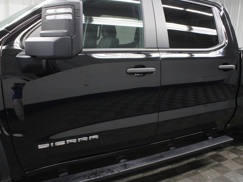 Used 2026 GMC Sierra 1500 Pro w/ Graphite Edition AWD/4WD image 43
