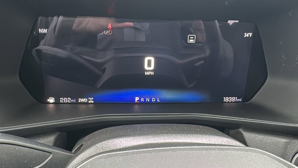 Used 2024 Chevrolet Colorado Trail Boss w/ Technology Package image 19