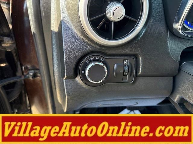 Used 2016 Chevrolet Trax LT w/ LT Convenience Package FWD image 18