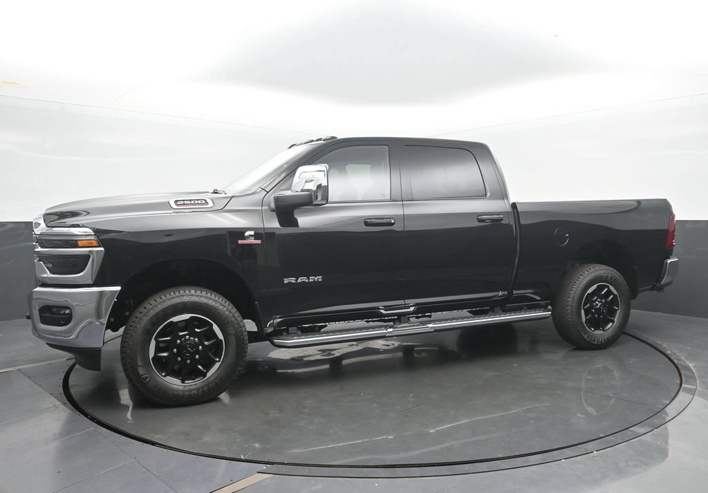 Used 2025 RAM 2500 Laramie AWD/4WD image 2