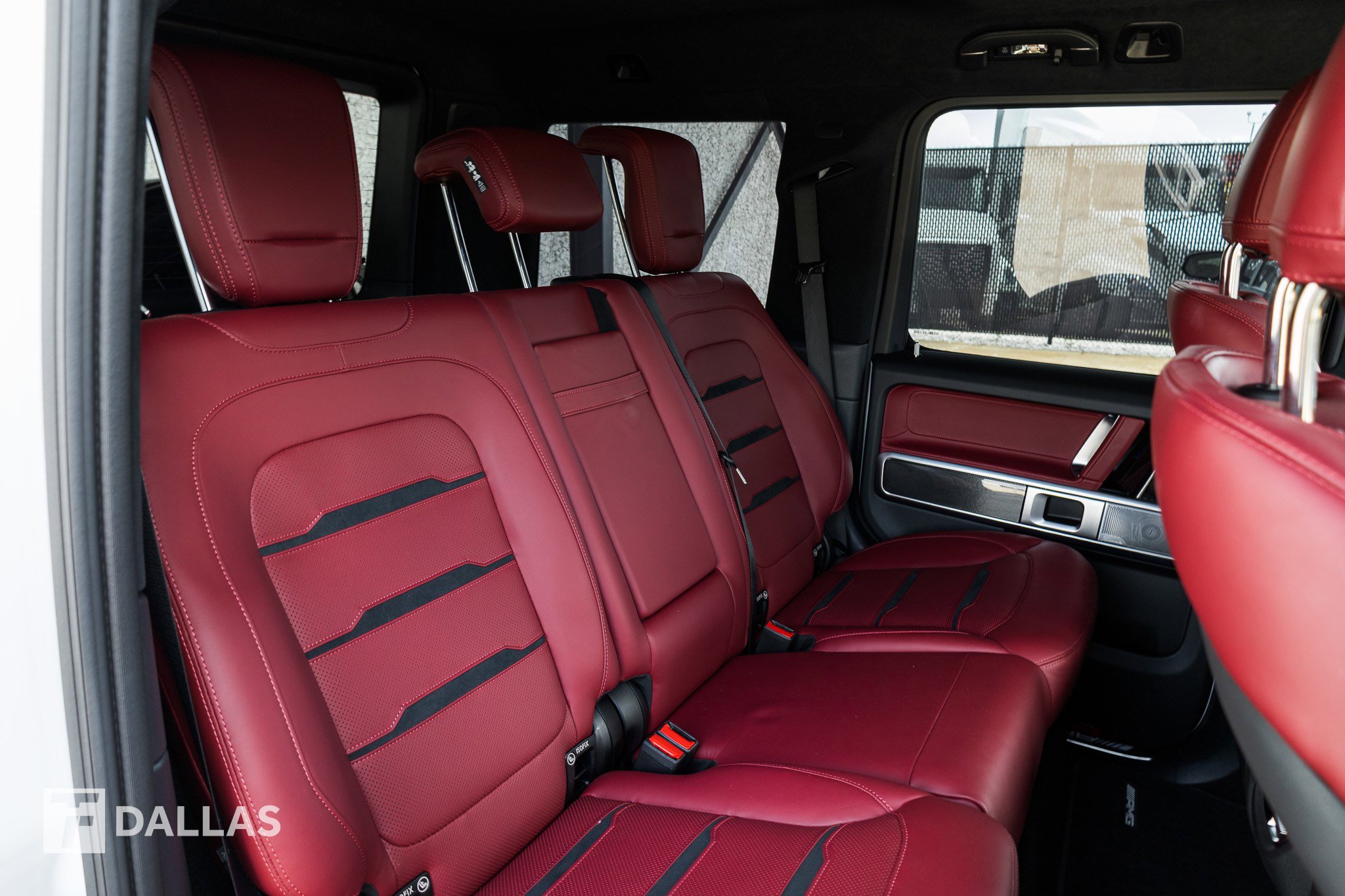 Used 2026 Mercedes-Benz G 63 AMG 4MATIC w/ AMG Performance Package image 35