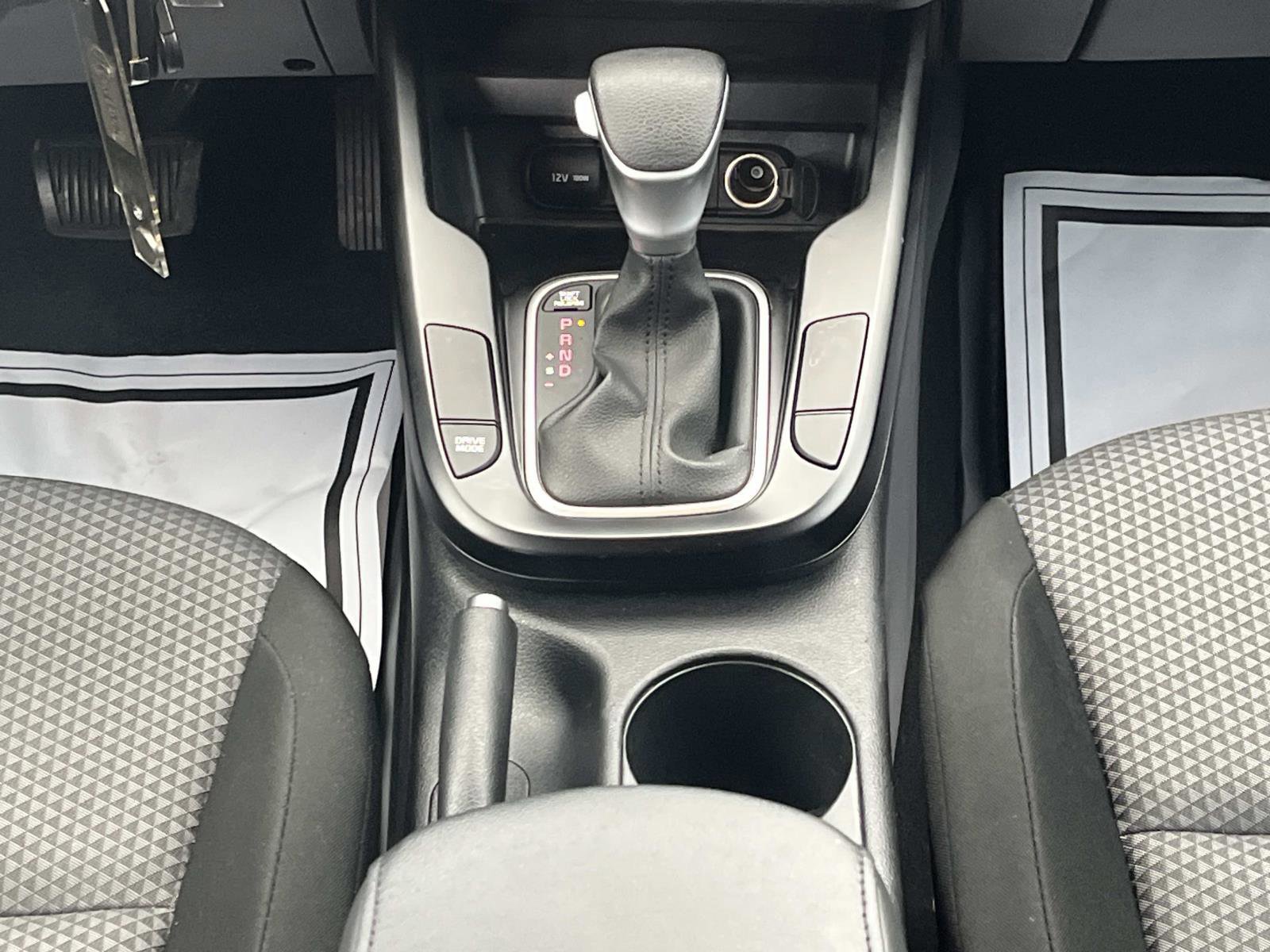 Used 2022 Kia Soul LX image 13