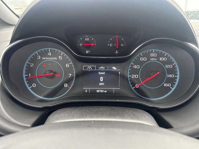 Certified 2018 Chevrolet Cruze LT w/ Convenience Package FWD image 11