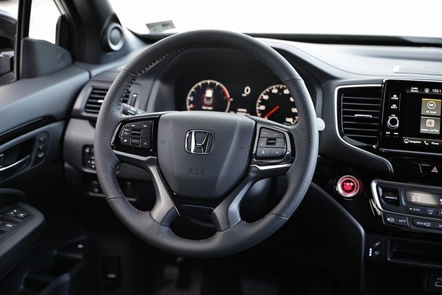 New 2026 Honda Ridgeline Black Edition image 36