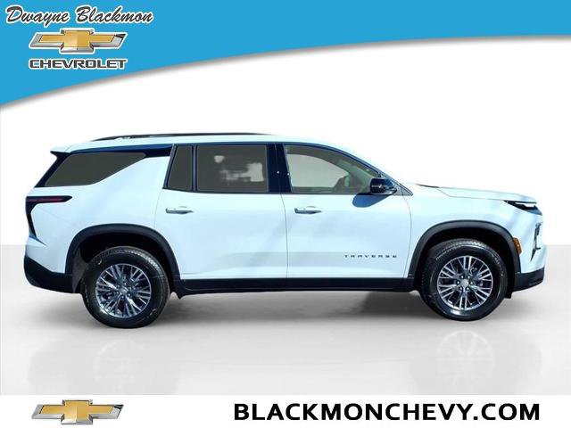 New 2026 Chevrolet Traverse LT w/ LPO, Floor Liner Package image 2
