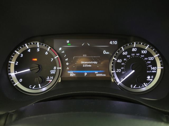 Used 2023 Toyota Highlander XLE FWD image 22