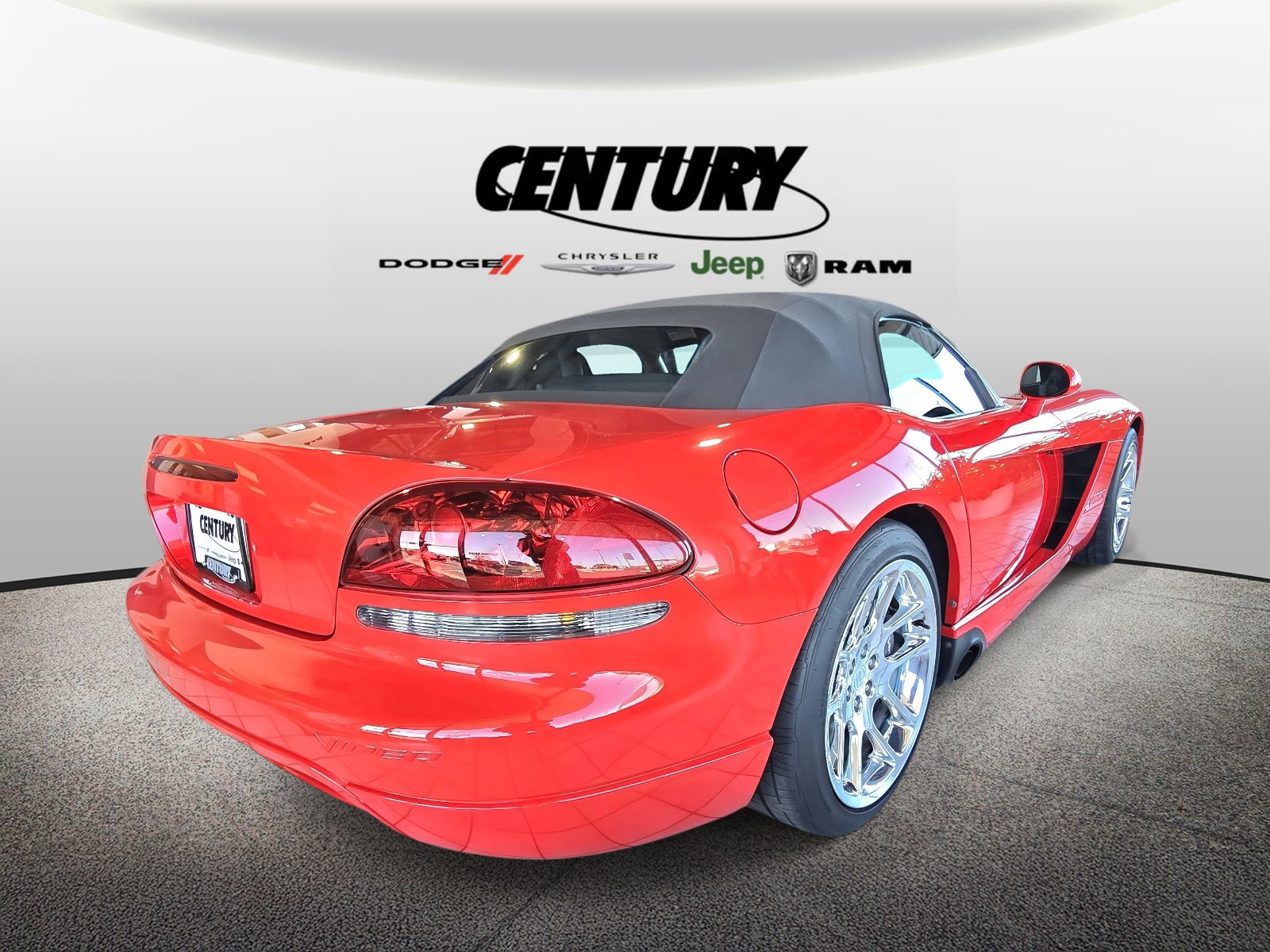 Used 2003 Dodge Viper SRT-10 image 6