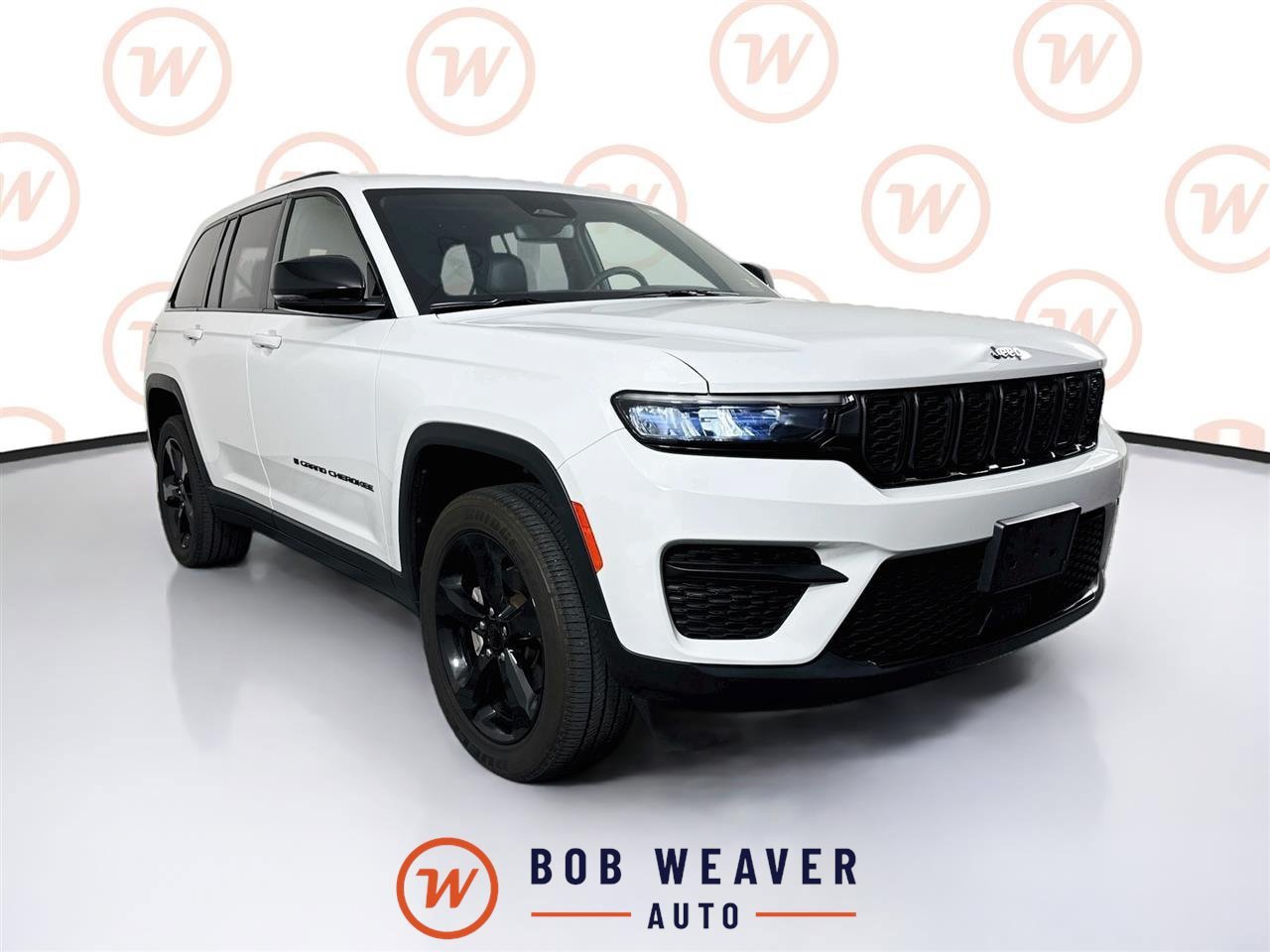 Used 2023 Jeep Grand Cherokee Altitude