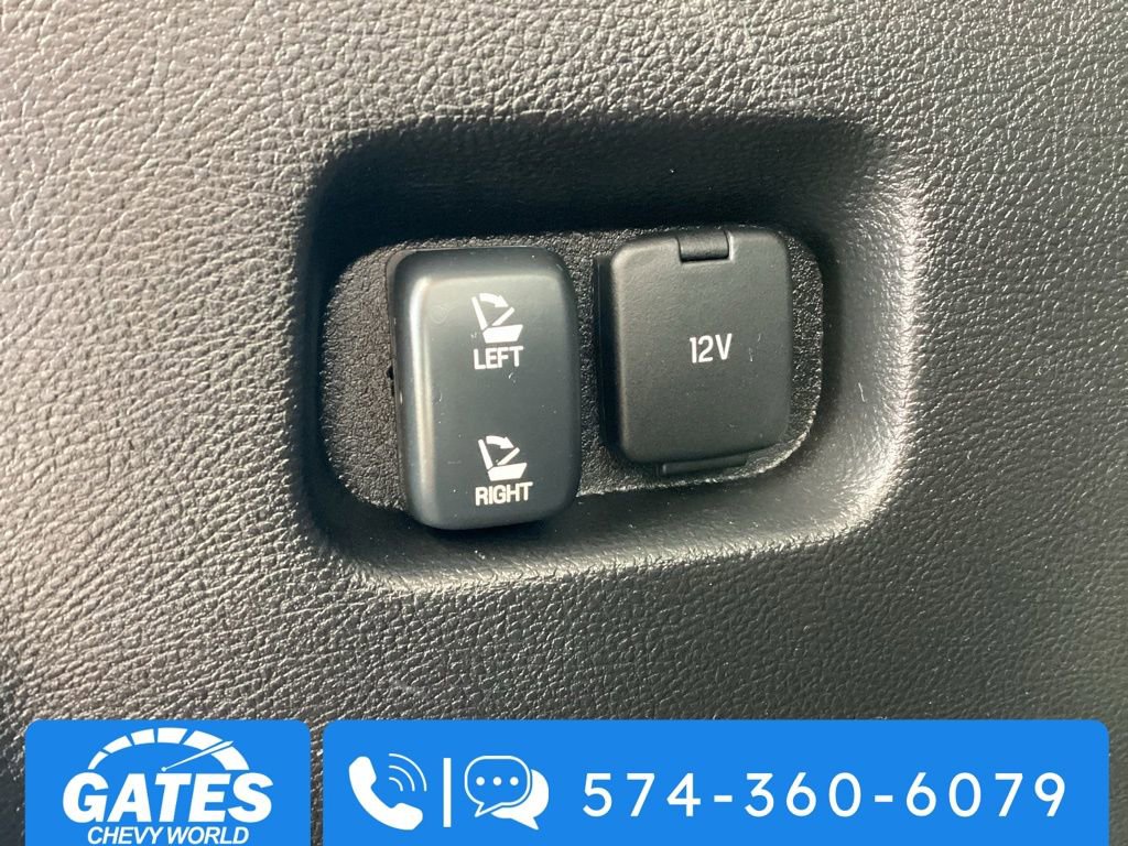 Used 2024 Ford Edge SEL image 13