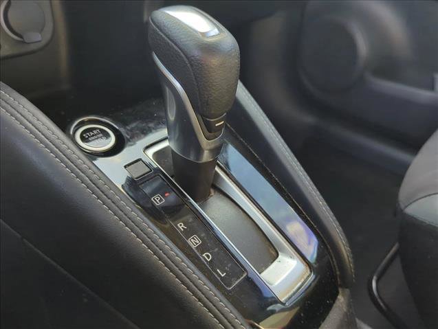 Used 2020 Nissan Kicks SV image 16