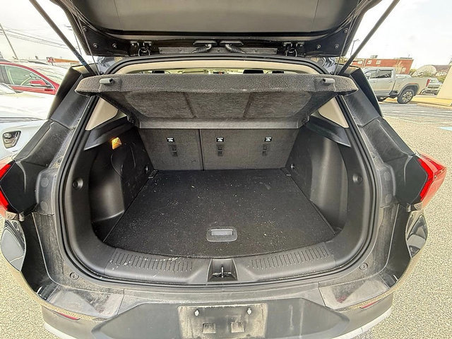 Used 2023 Buick Encore GX Preferred w/ Cold Weather Comfort Package image 13