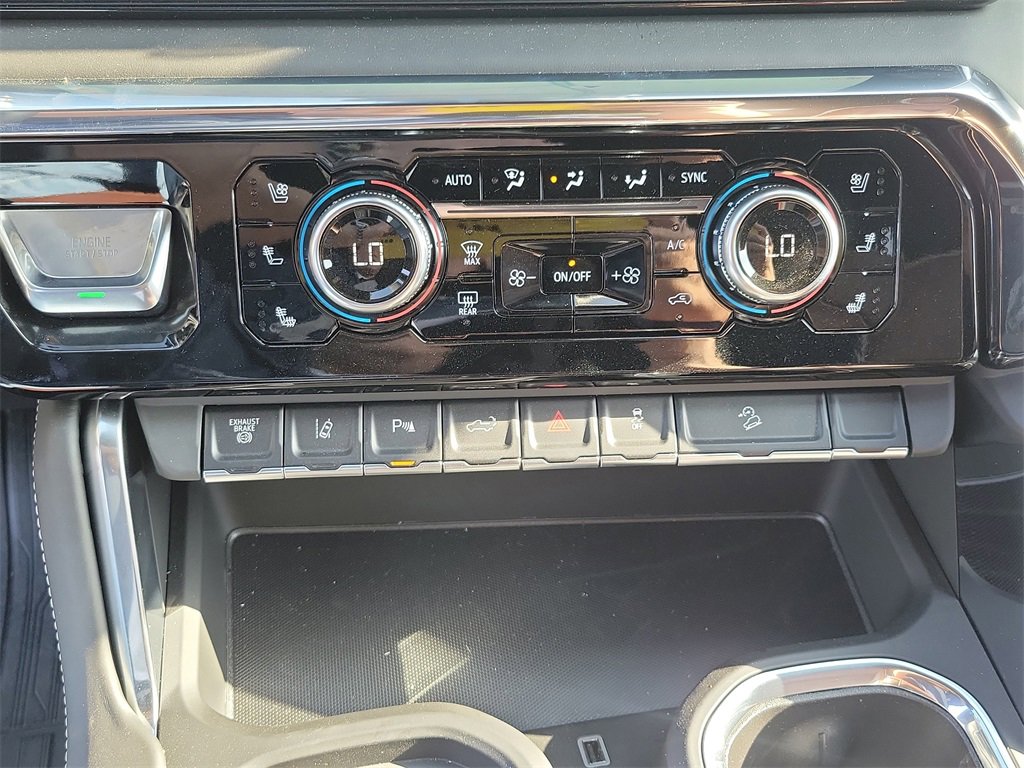 New 2025 GMC Sierra 3500 Denali Ultimate image 36