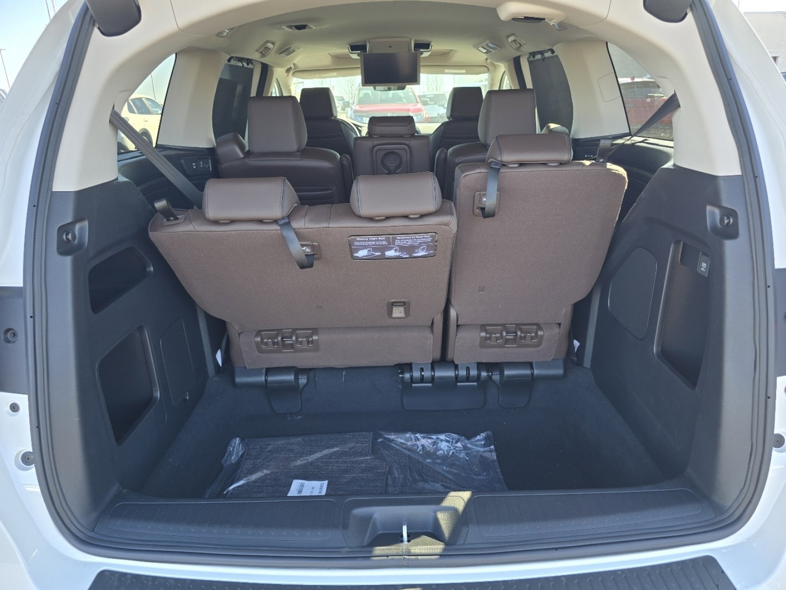 New 2026 Honda Odyssey Touring image 25