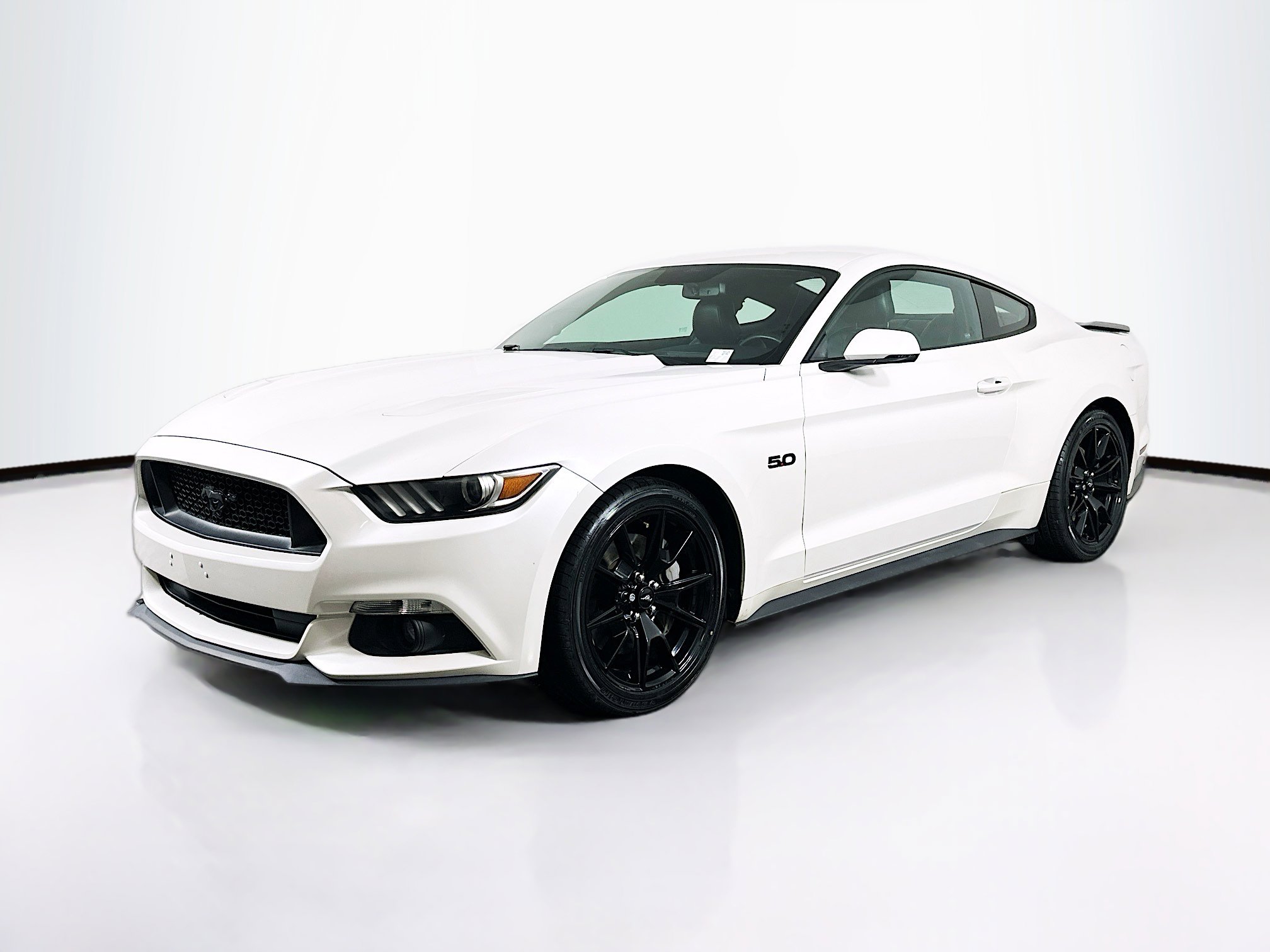 Used 2017 Ford Mustang GT Premium w/ Equipment Group 401A image 3
