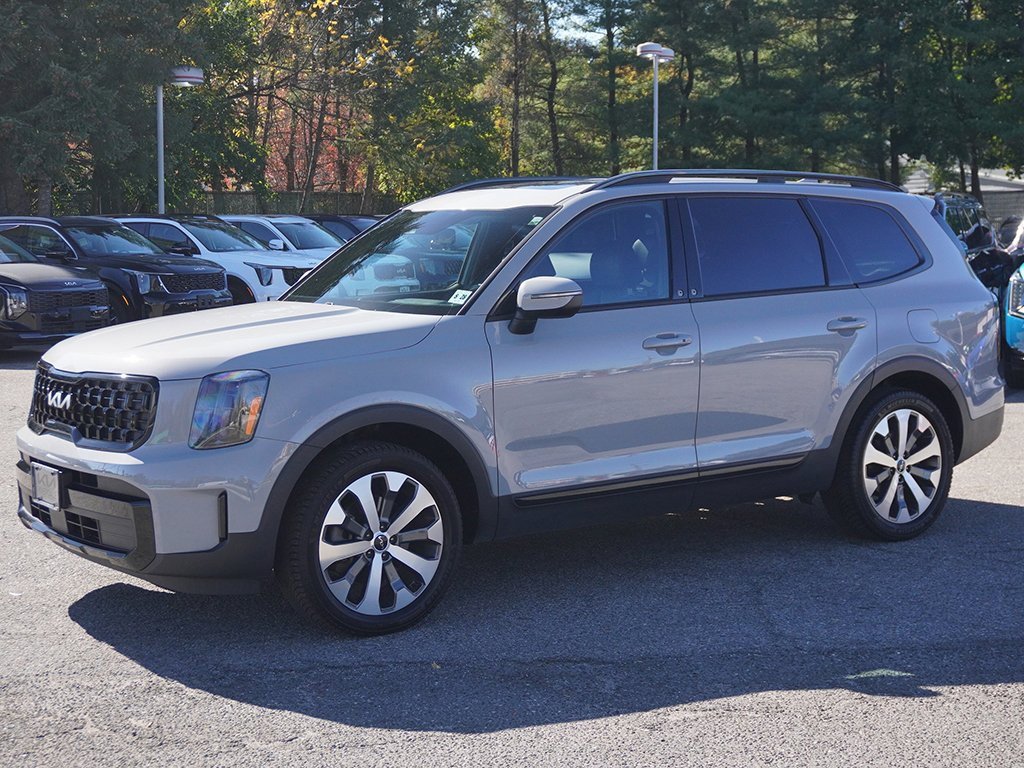 Used 2024 Kia Telluride EX X-Line image 12
