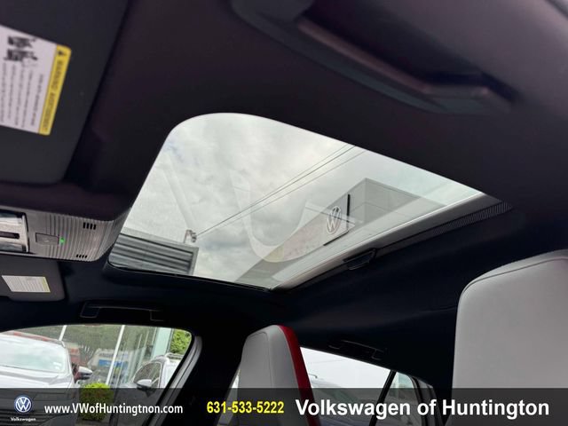 Certified 2025 Volkswagen GTI Autobahn FWD image 19