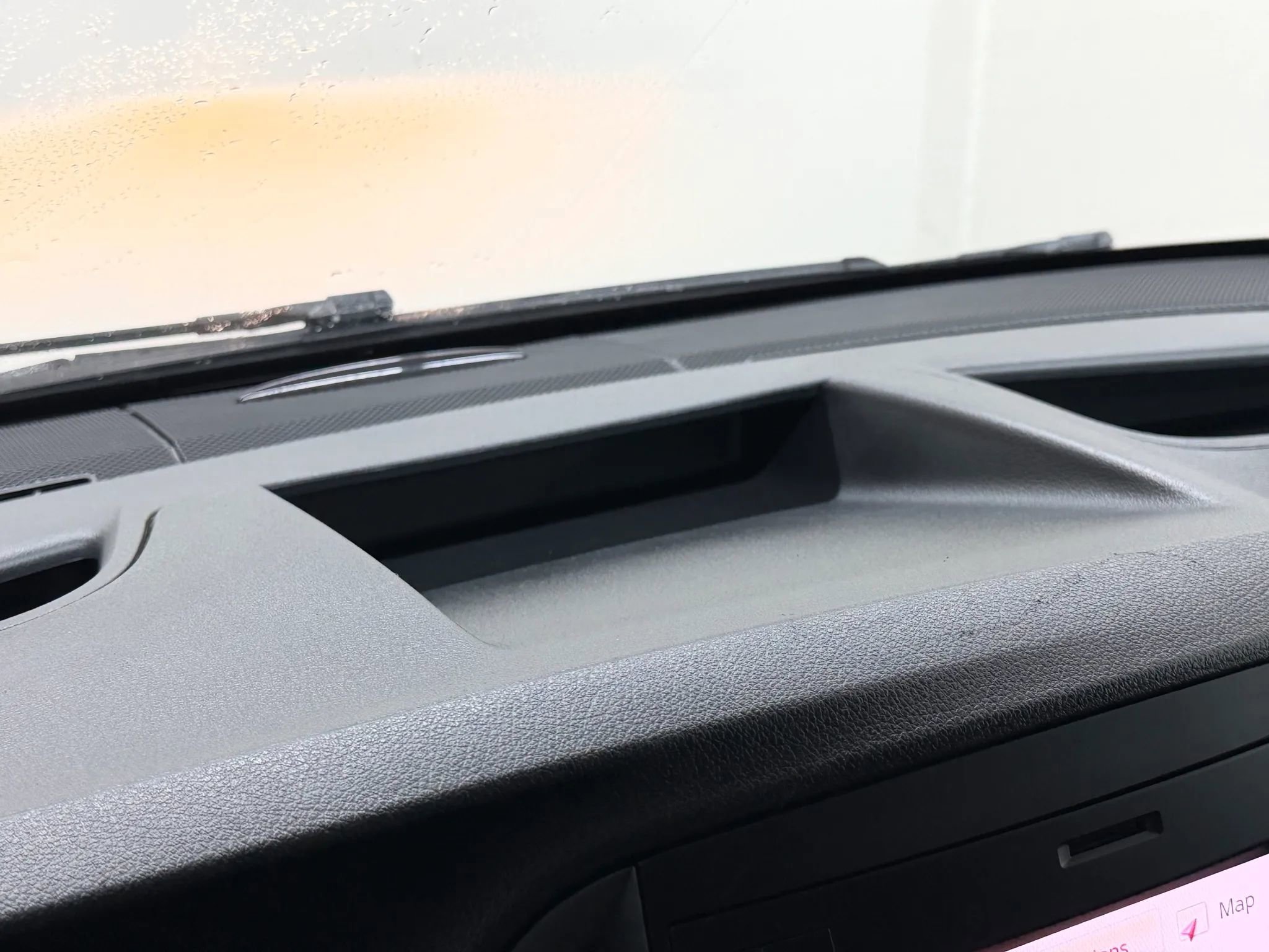 Used 2016 Mercedes-Benz Metris Passenger image 30