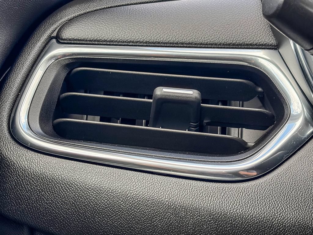 Used 2022 Chevrolet Equinox LT AWD/4WD image 44